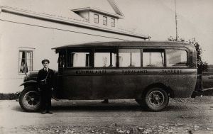 800px-Bus_Finland_1920s2